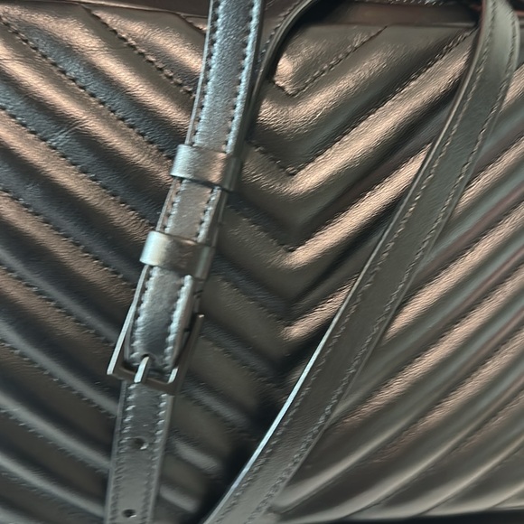 Yves Saint Laurent Quilted Camera Bag in Black - Picture 5 of 13